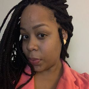 Meet your Posher, Sharita